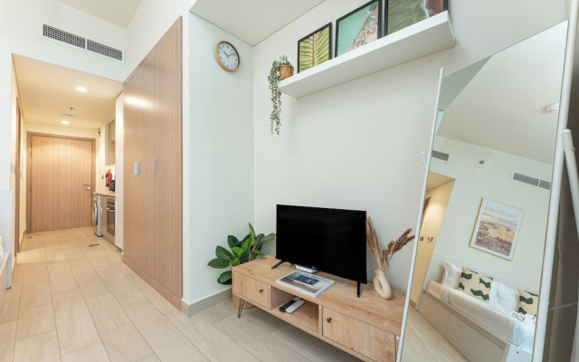 PVH - Cozy Studio in Azizi Riviera