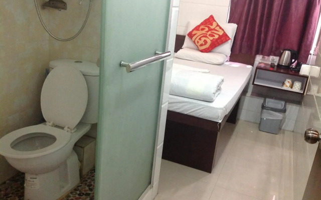 Woodstock Hostel