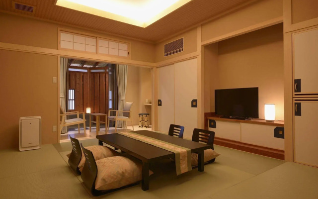 Hakone Mori no Seseragi