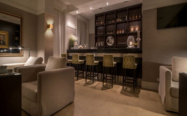 Universal Boutique Hotel