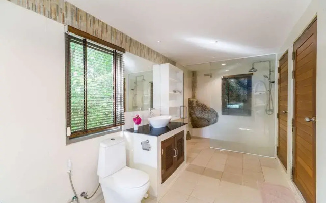 Tropical Sea View Villa