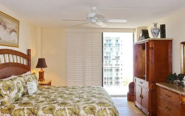 South Seas Tower 4-1209