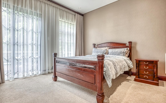 Executive 4-Bedroom Home