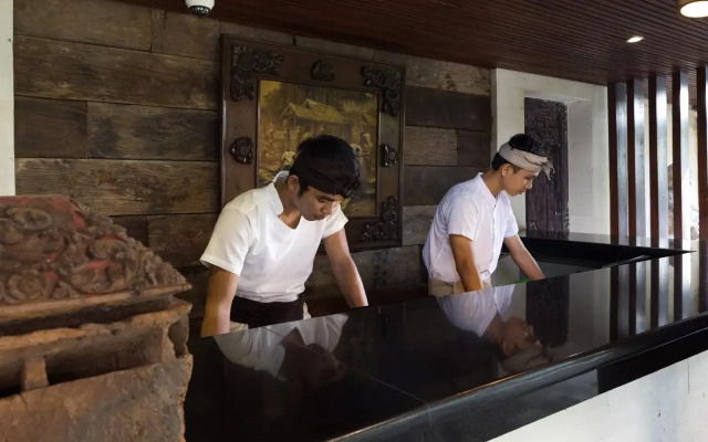 Ubud Village Hotel