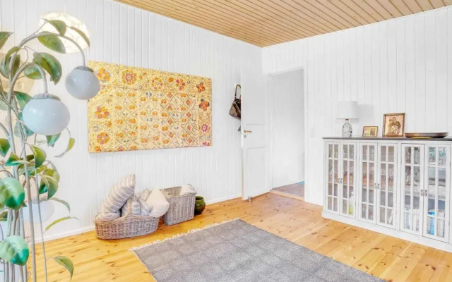 5 Star Holiday Home in Dronningmolle