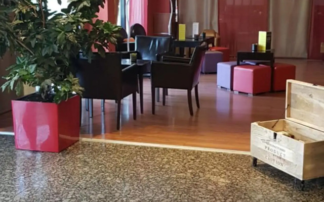 ibis Annemasse