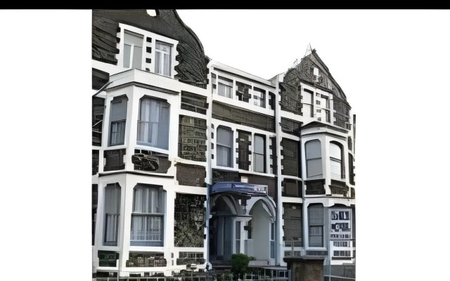 Tanes Hotel