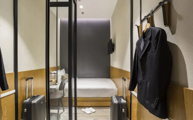 Aerotel Airport Transit Hotel