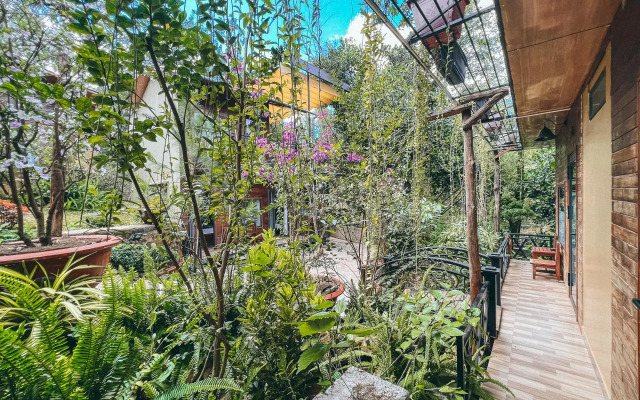 BAZAN HOME - Hotel & Bungalow