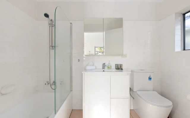 Stylish 2-bed House in Leichhardt