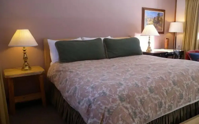 Redstone Cliffs Lodge