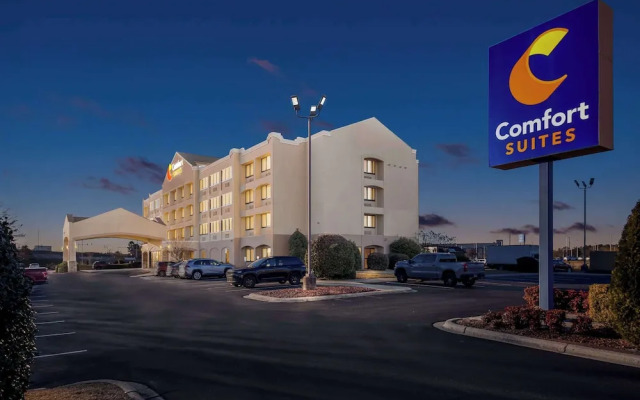 Comfort Suites