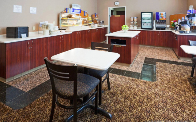 Holiday Inn Express Hotel & Suites Downtown Minneapolis by IHG