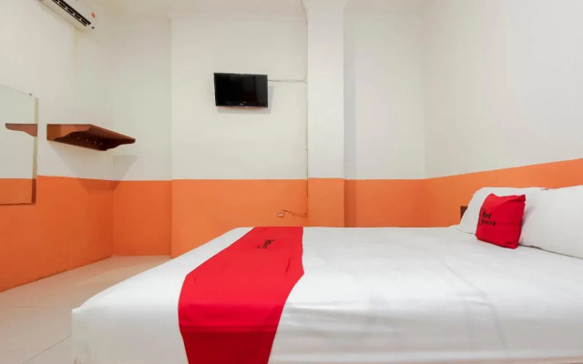 RedDoorz near Jalan Jendral Sudirman Manado