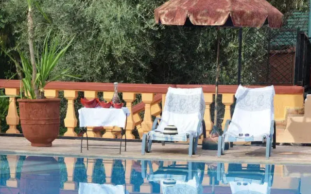 Villa Guest