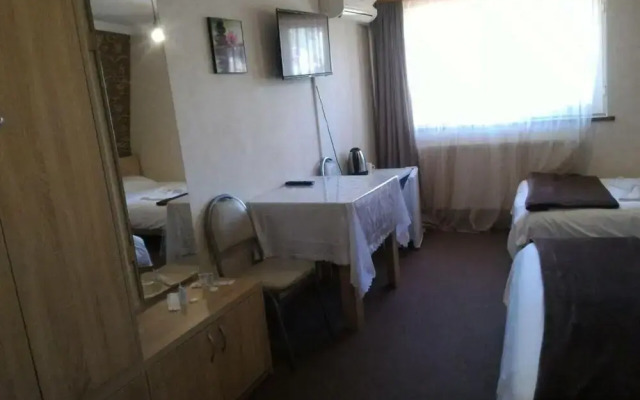 7 Star Hotel