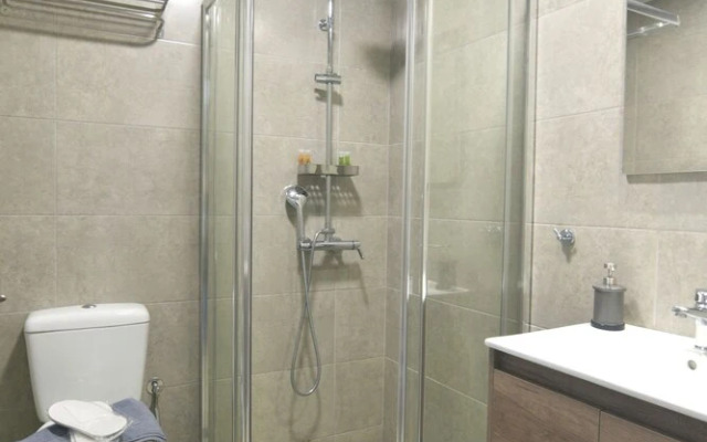 Feel Athens Studios at Monastiraki