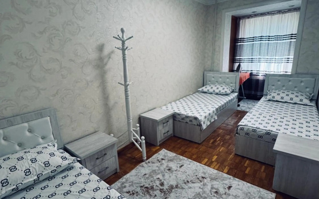 Luxury Apartment In The Center With 4 Rooms