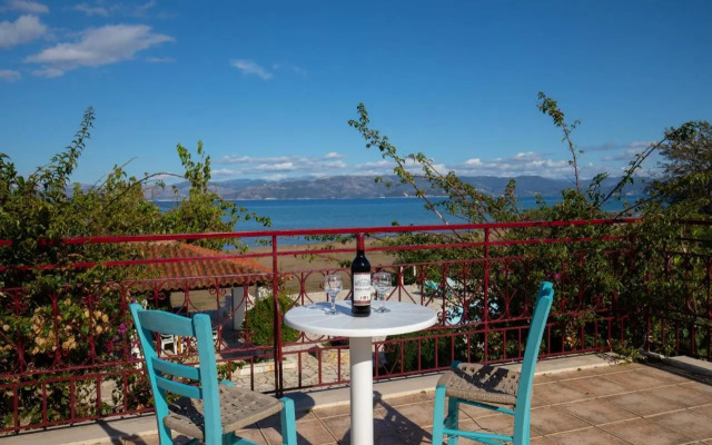 Island Kavos Annex studios