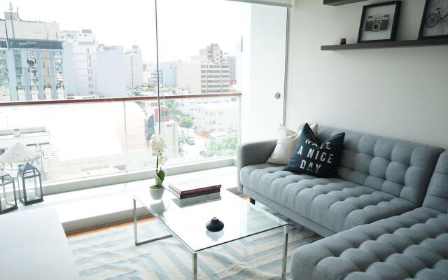 Miraflores Luxury Apartments - Del Solar