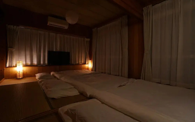 Kafuya Miyagi igusa villa