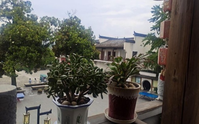Zhuxianju Hostel – Outside – Huangshan