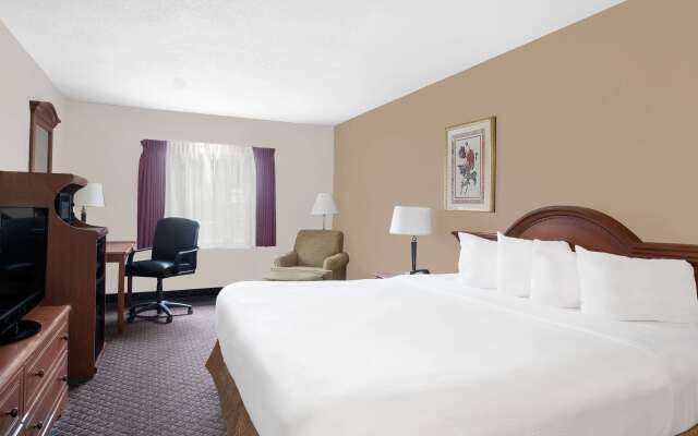 Baymont Inn & Suites by Wyndham San Marcos Outlet Malls