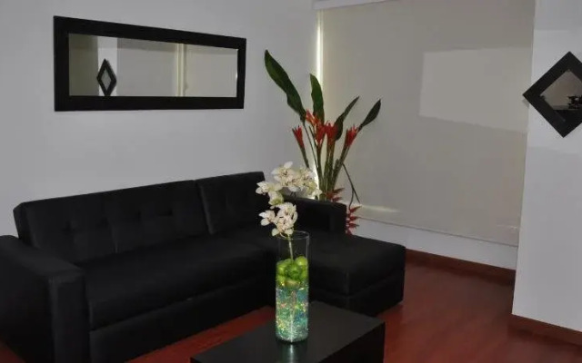 Apartasuites Plaza Modelia