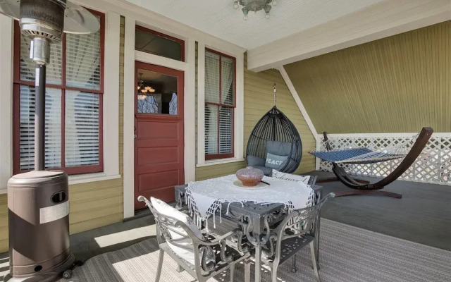 The Holekamp House Bed & Breakfast