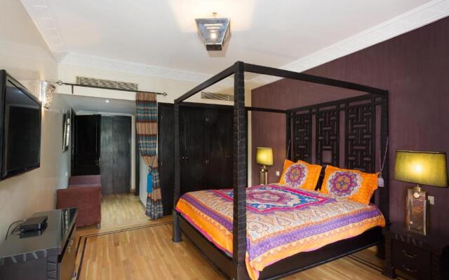 The Sapphire Apartment With Private Swimming Pool And Hot Tub Hivernage Quarter By Goldex Marrakech