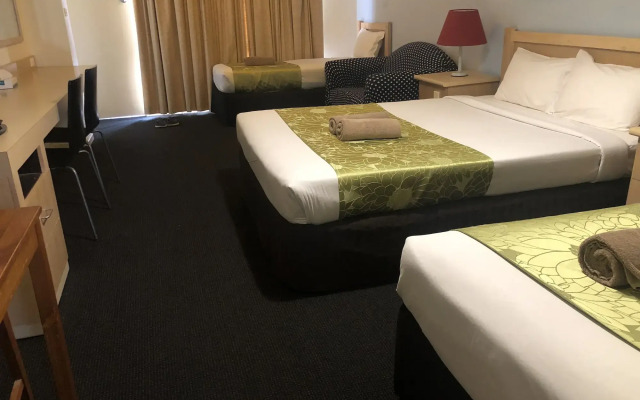 Countryman Motor Inn