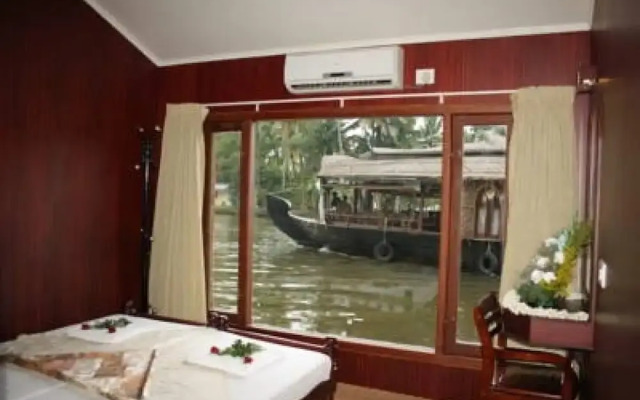 GuestHouser 3 BHK Houseboat 9f4e