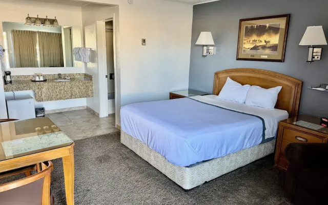 Bristlecone Motel