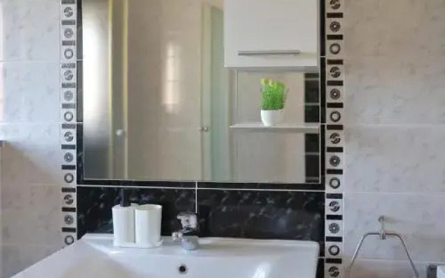 Sara Apartments