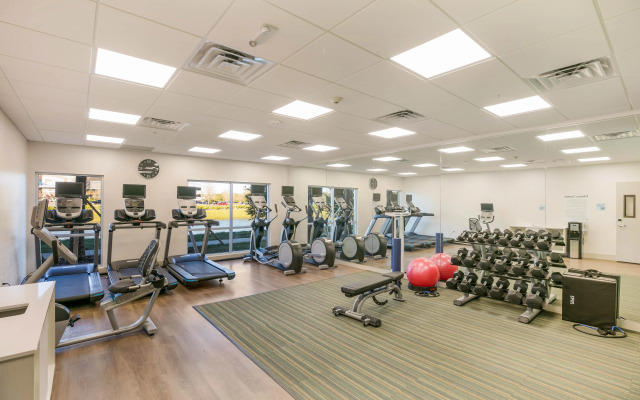 Holiday Inn Express & Suites Jacksonville - Town Center by IHG