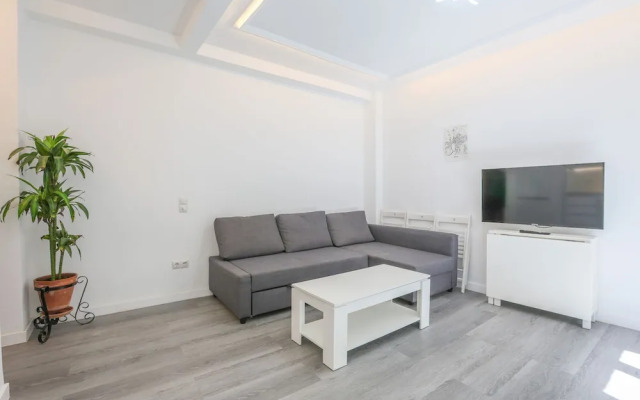 Azahar Gran Plaza in Seville