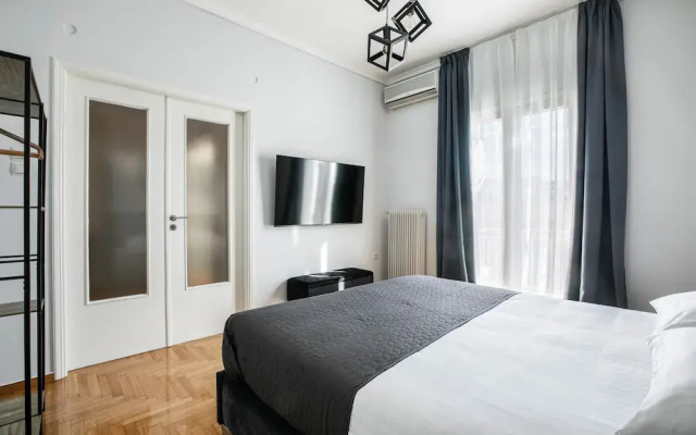 Helios Apartment by A&A Residences
