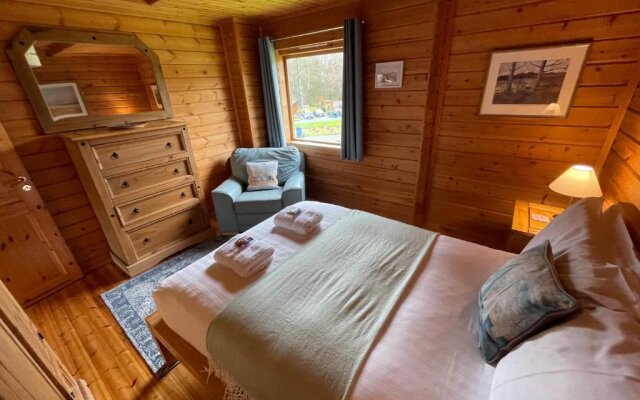 Luxury 3 bedroom, 3 bathroom lodge with hot tub