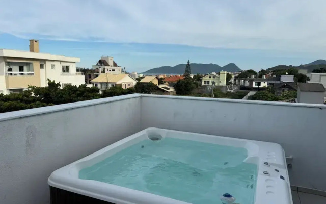 Cobertura no Campeche com Jacuzzi e Vista Mar