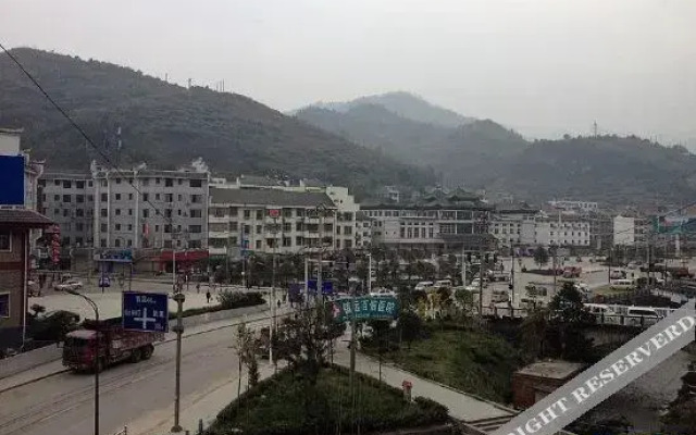 Zhenyuan 123 Hotel