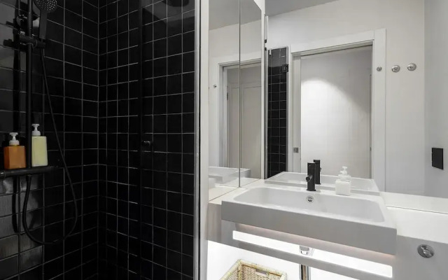 Urban Elegance: A Modern Haven In Lisbon'S Heart