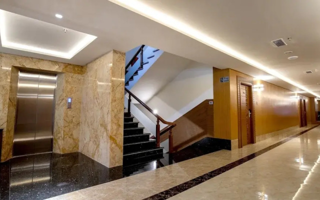Hotel Arjunaa