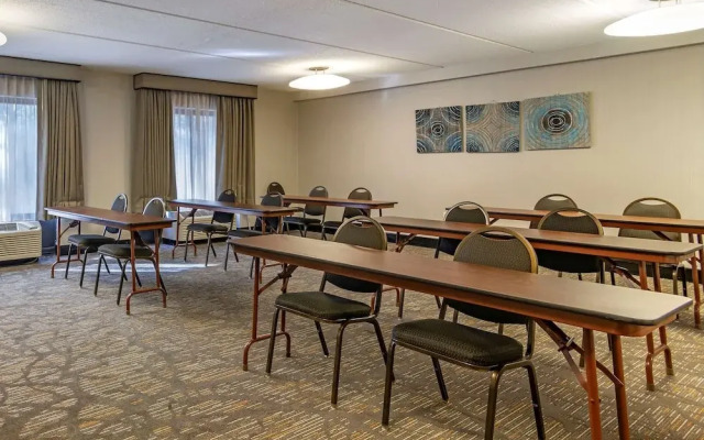 Wingate By Wyndham - Alpharetta