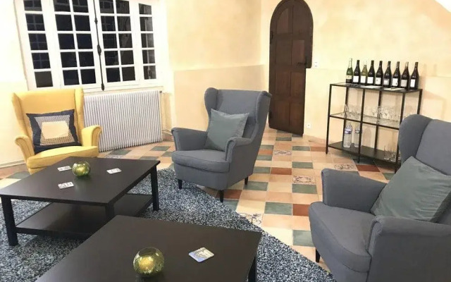 Sans Souci Bed and Breakfast with Restaurant