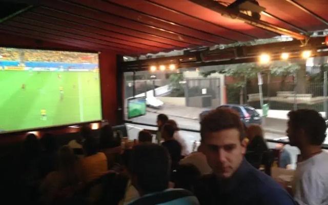 Bee.W Hostel Bar