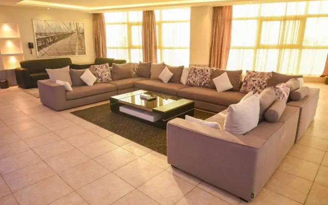 Golden Marina Resort
