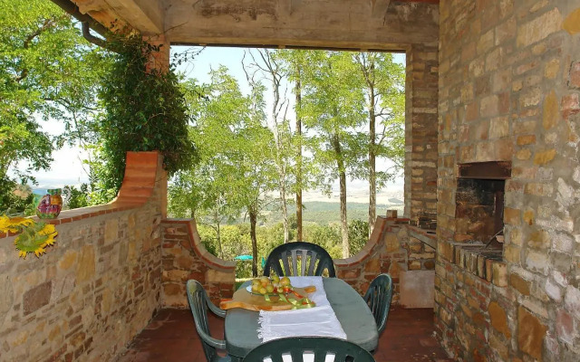 Holiday Home Poggio Al Colle by Interhome