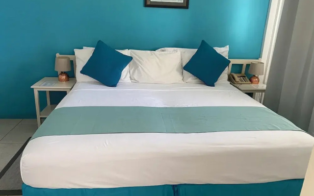 Melrose Beach Apartments
