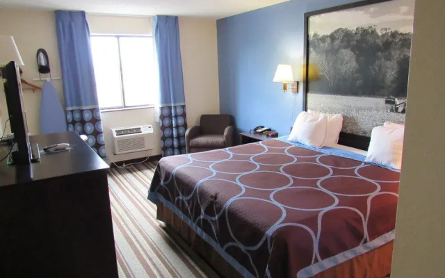 Super 8 By Wyndham Columbus/Edinburgh