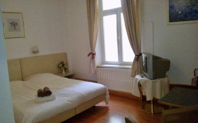 Hotel Ziza